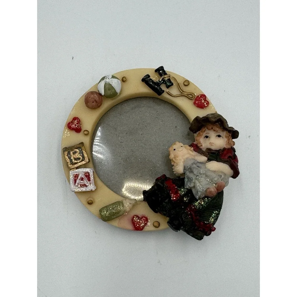 VTG Baby ,Photo Frame Toys  refrigerator magnet